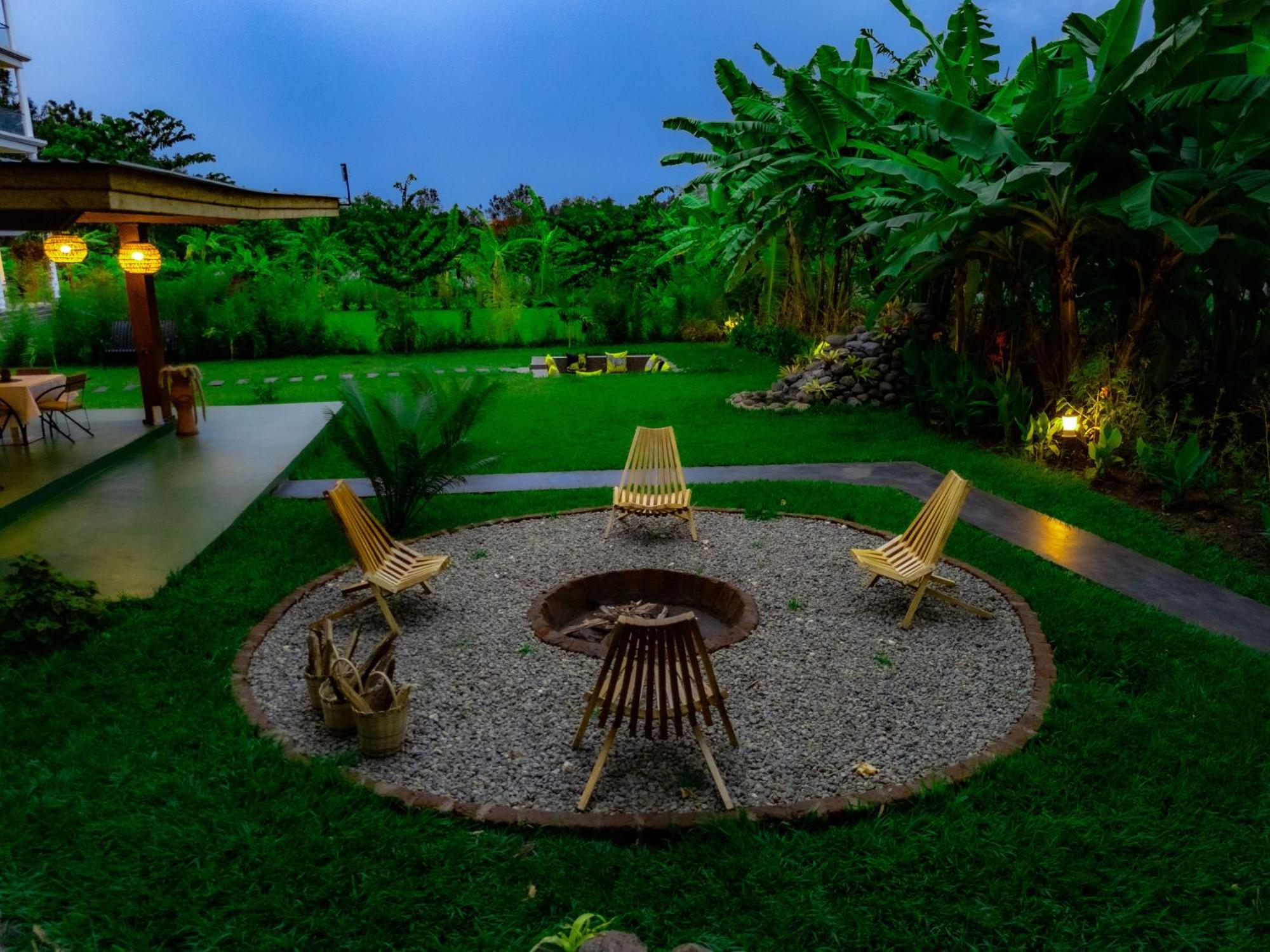 מושי Shose Farmhouse Chalets & Campsite מראה חיצוני תמונה